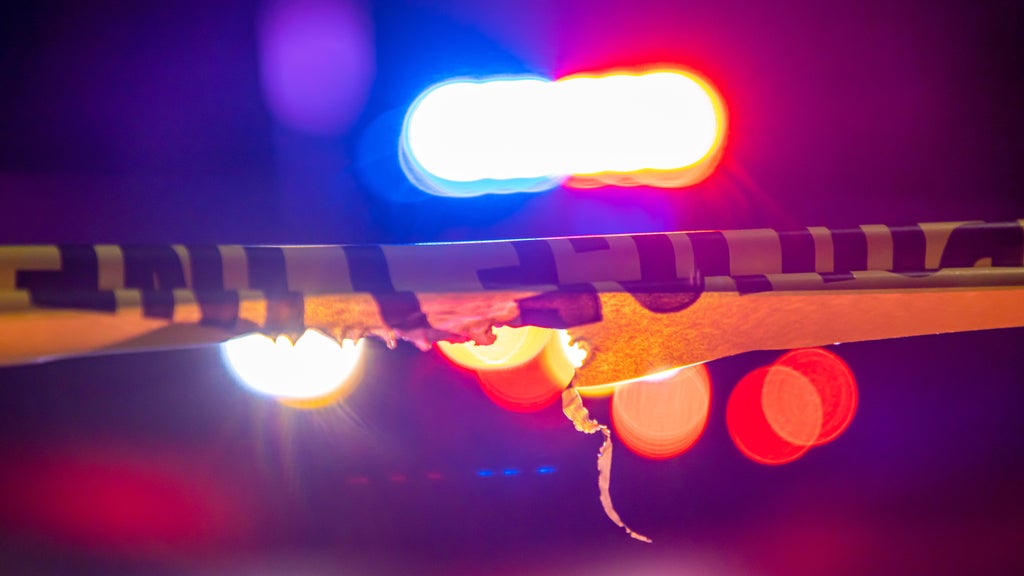 Man calls Sunrise Police to report he was shot, department says — CBS Miami, Tarpon Springs Health news