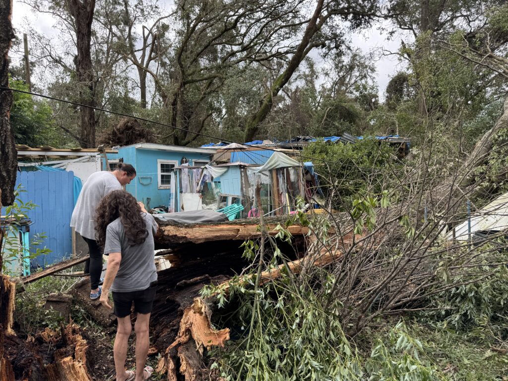 After Hurricane Isaias, neighbors reckon with damage to their homes in Pensacola — Florida Phoenix, Tarpon Springs Business news