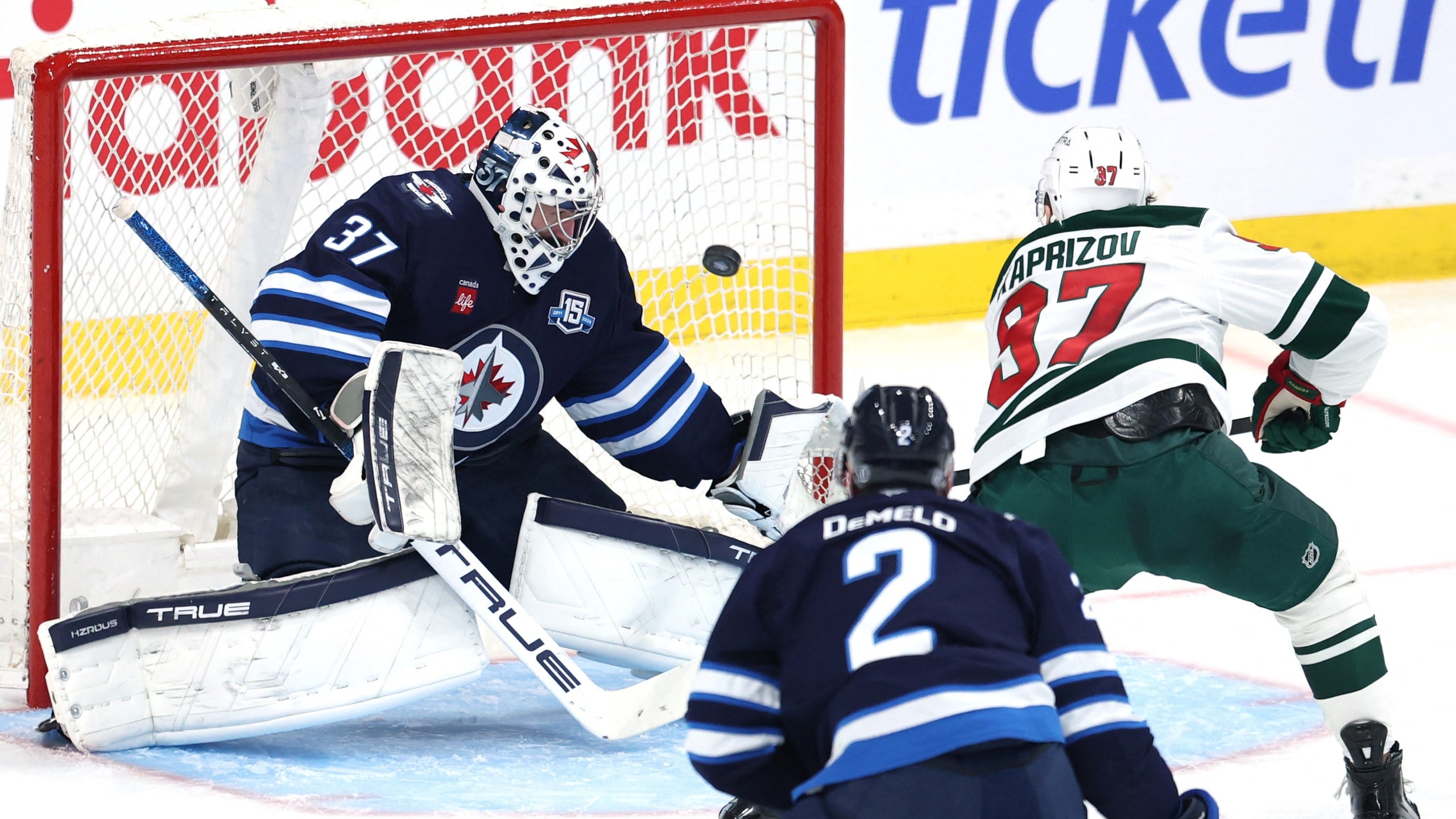 How Connor Hellebuyck Trade Might Hurt/Help MN Wild — Minnesota Sports Fan, Tarpon Springs Sports news