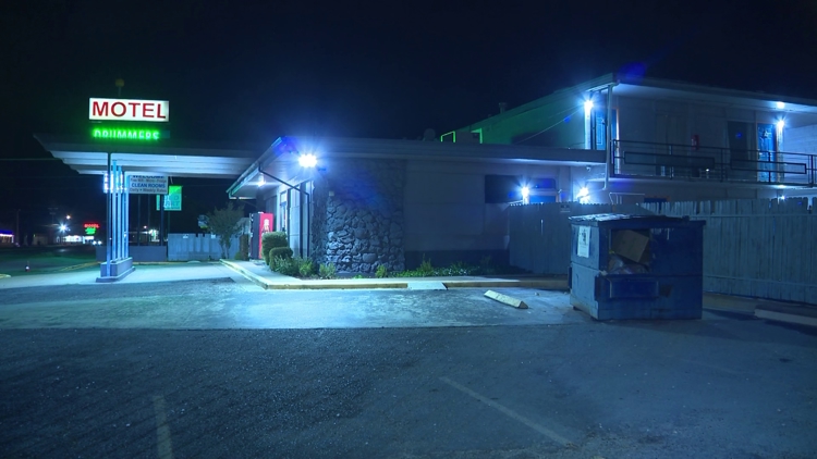 Infant found dead next to dumpster outside of Fort Worth motel, police say — WFAA (Dallas-Fort Worth), Tarpon Springs Community news