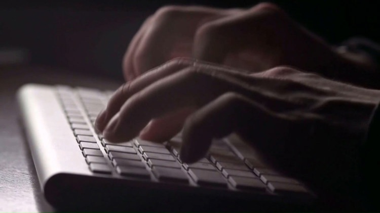 Scammers cash in on the holiday shopping rush — WTSP 10 Tampa Bay