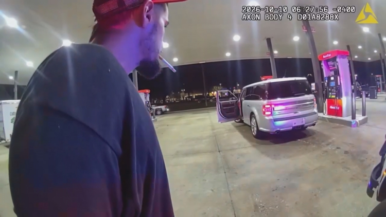 VIDEO: Deputies find 4 grams of fentanyl during traffic stop of a car with no tags in Tampa, HCSO says — WTSP 10 Tampa Bay, Tarpon Springs Community news