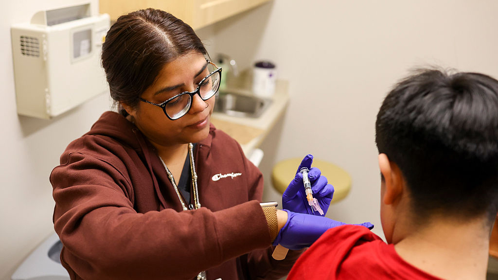 Doctors urge flu shots, as new strain raises concerns for younger people — FOX 13 Tampa Bay News, Tarpon Springs Health news