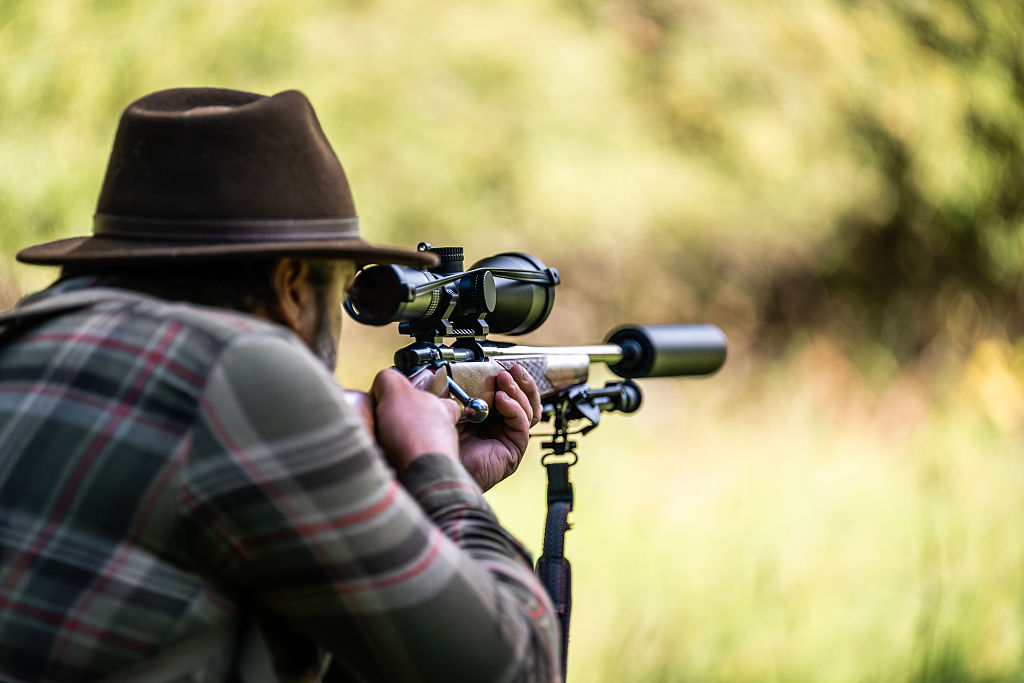 Justice Department eases federal registration requirements for silencers, short-barreled rifles — FOX 13 Tampa Bay News, Tarpon Springs Community news